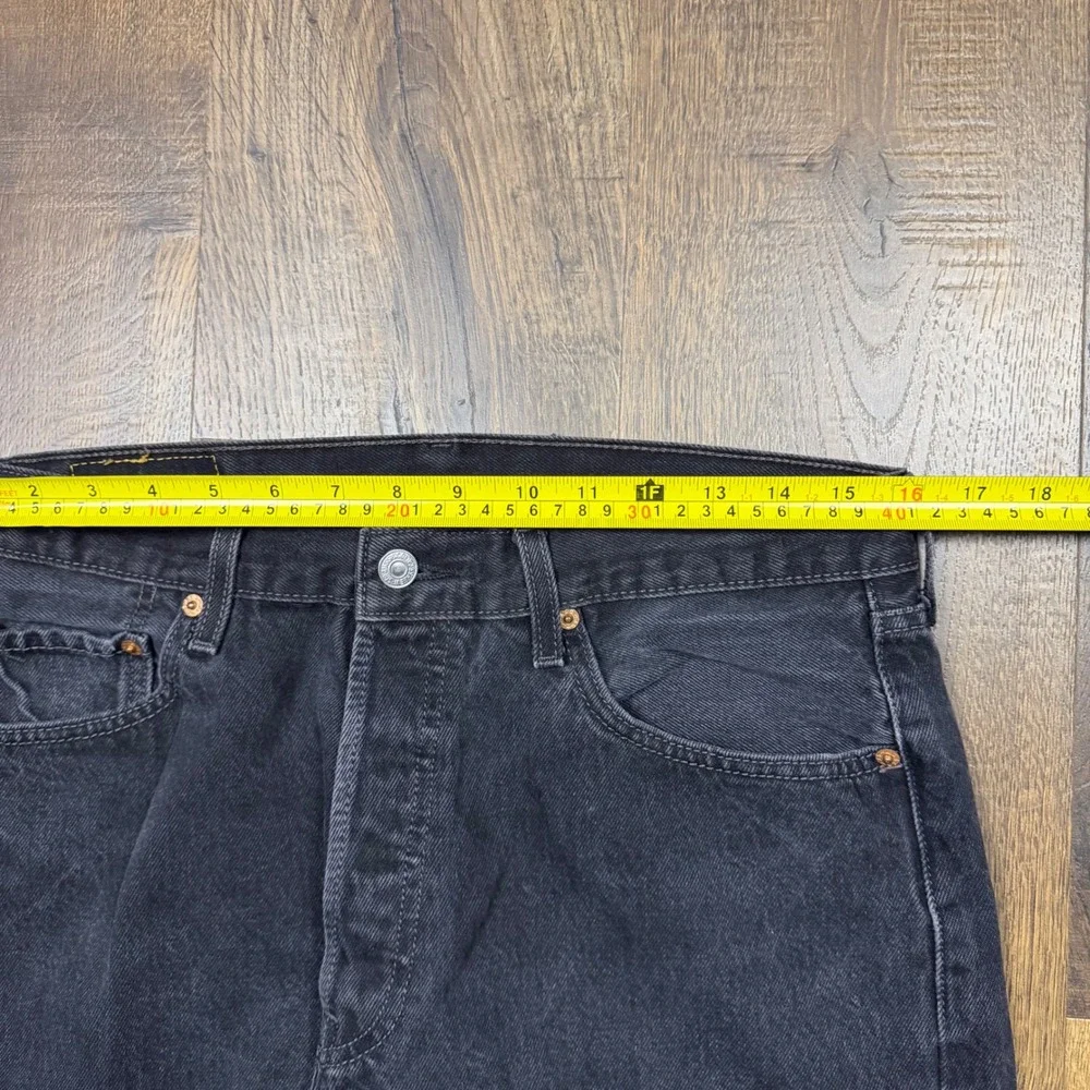 Levis tagged 34x32